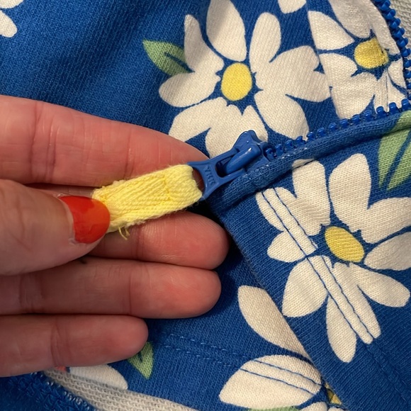 Daisy Vest - Picture 7 of 10